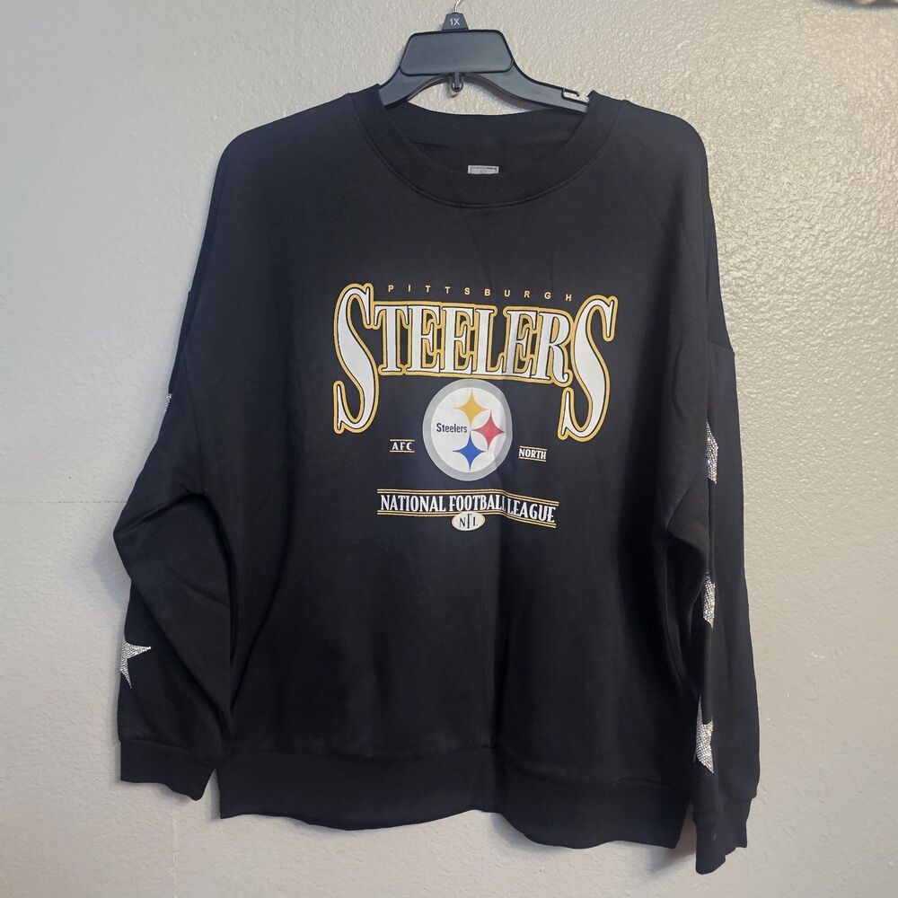 Gameday Couture Pittsburgh Steelers NWT Rhinestone Star Sleeve Sweatshirt L T844